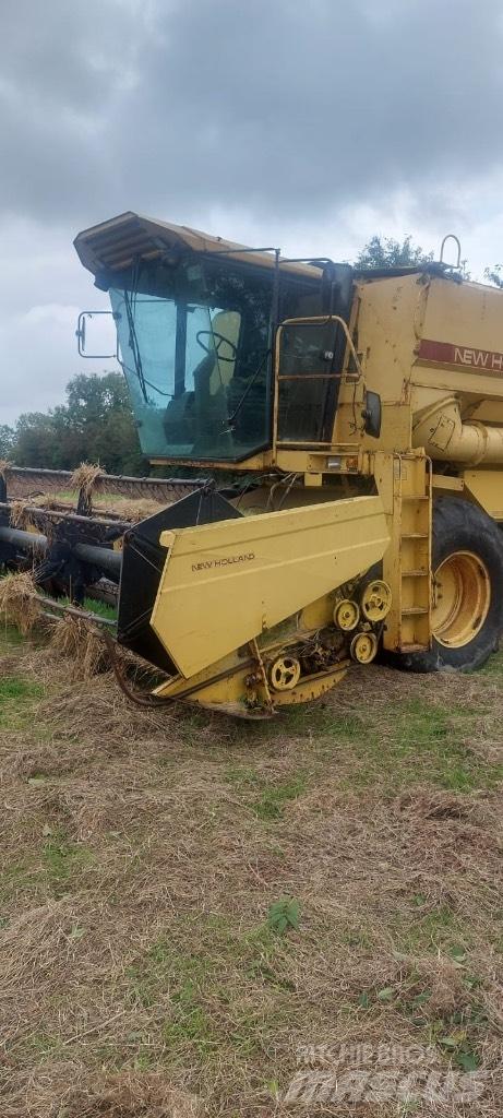 New Holland TX 34 Leikkuupuimurit