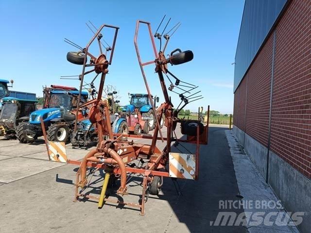 Kuhn GF6301 MH Pöyhimet ja haravat