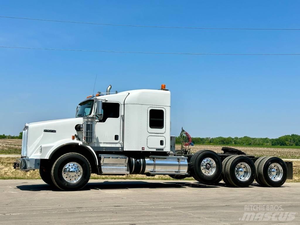 Kenworth T 800 Vetopöytäautot