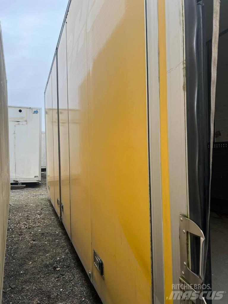  Groth Serie 3158 Kaapit