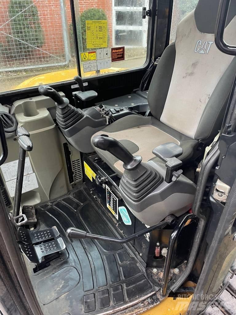 CAT 305D Minikaivukoneet < 7t