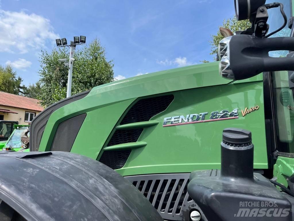 Fendt 824 VARIO Traktorit