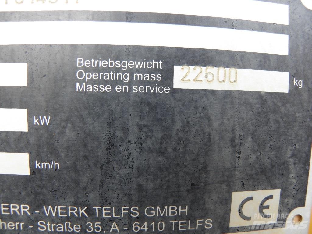 Liebherr PR 736 L GP Telaketjupuskutraktorit
