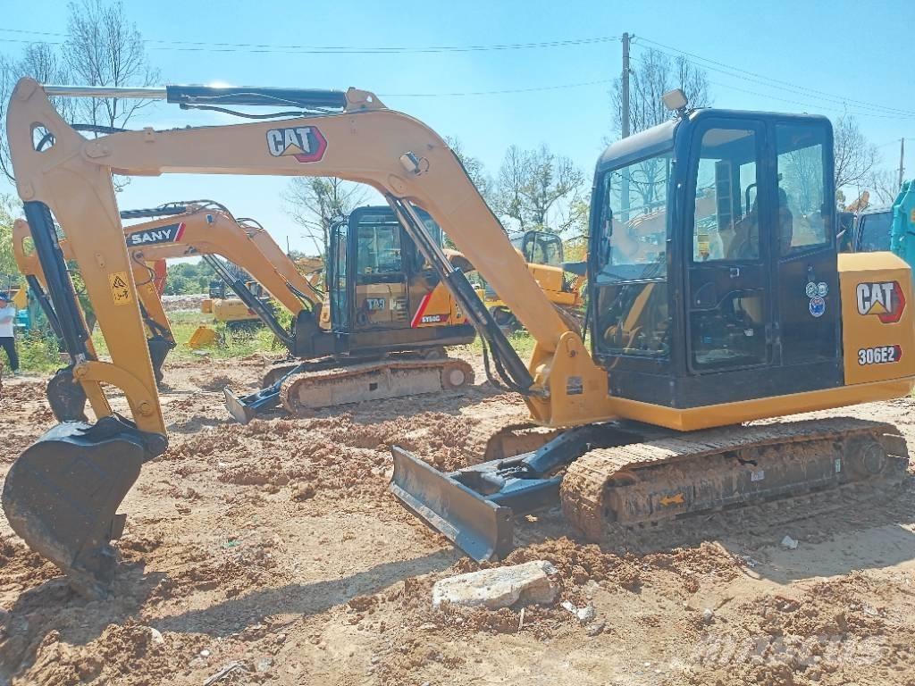 CAT 306 Telakaivukoneet