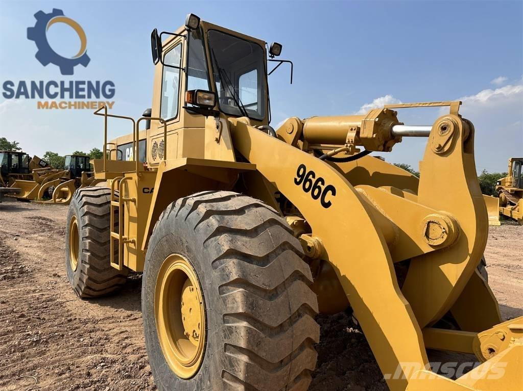 CAT 966C Pyöräkuormaajat