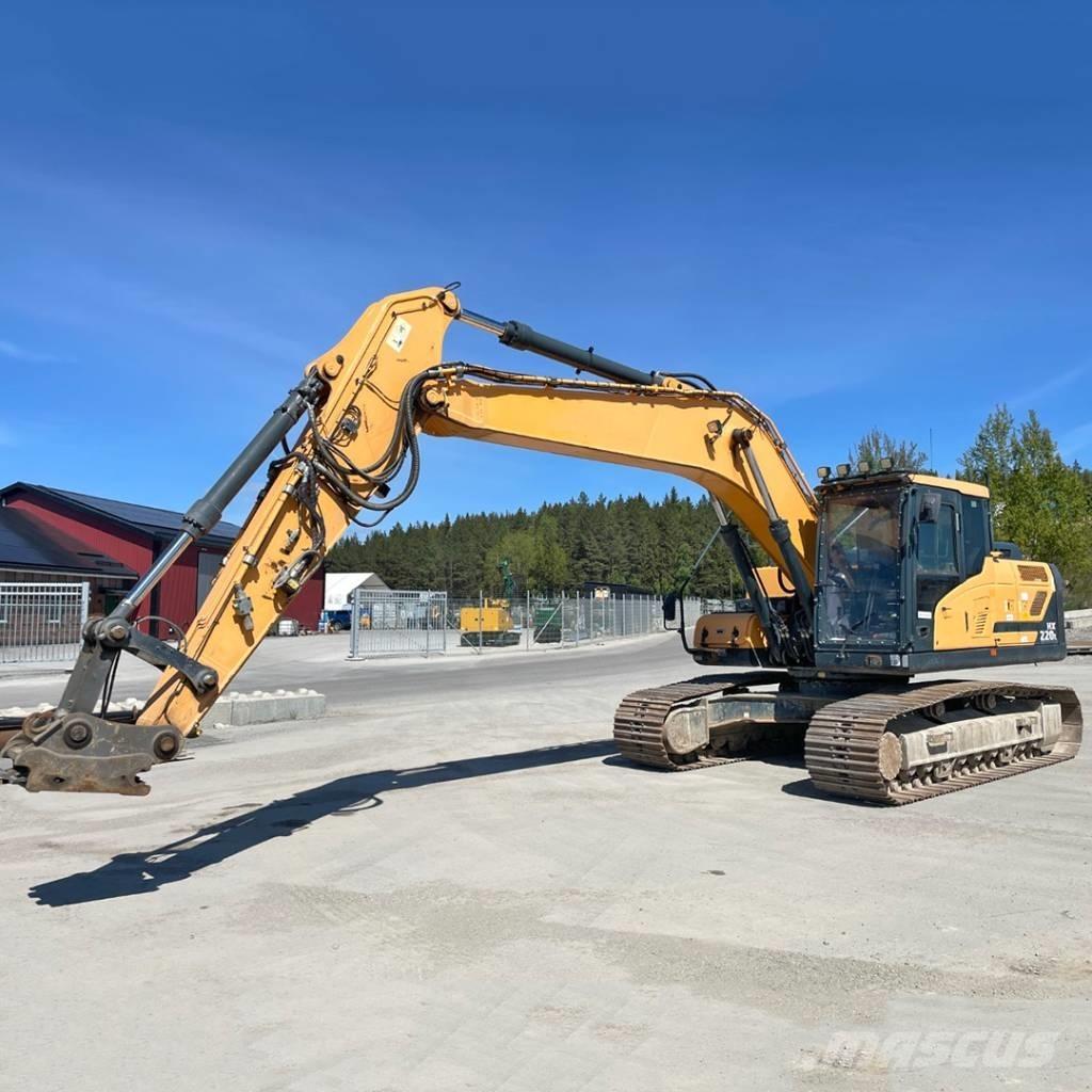 Hyundai HX220L Telakaivukoneet