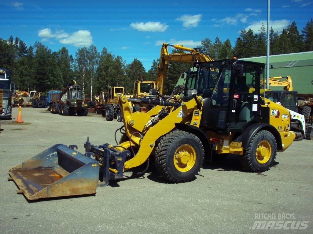 CAT 906 M Pyöräkuormaajat