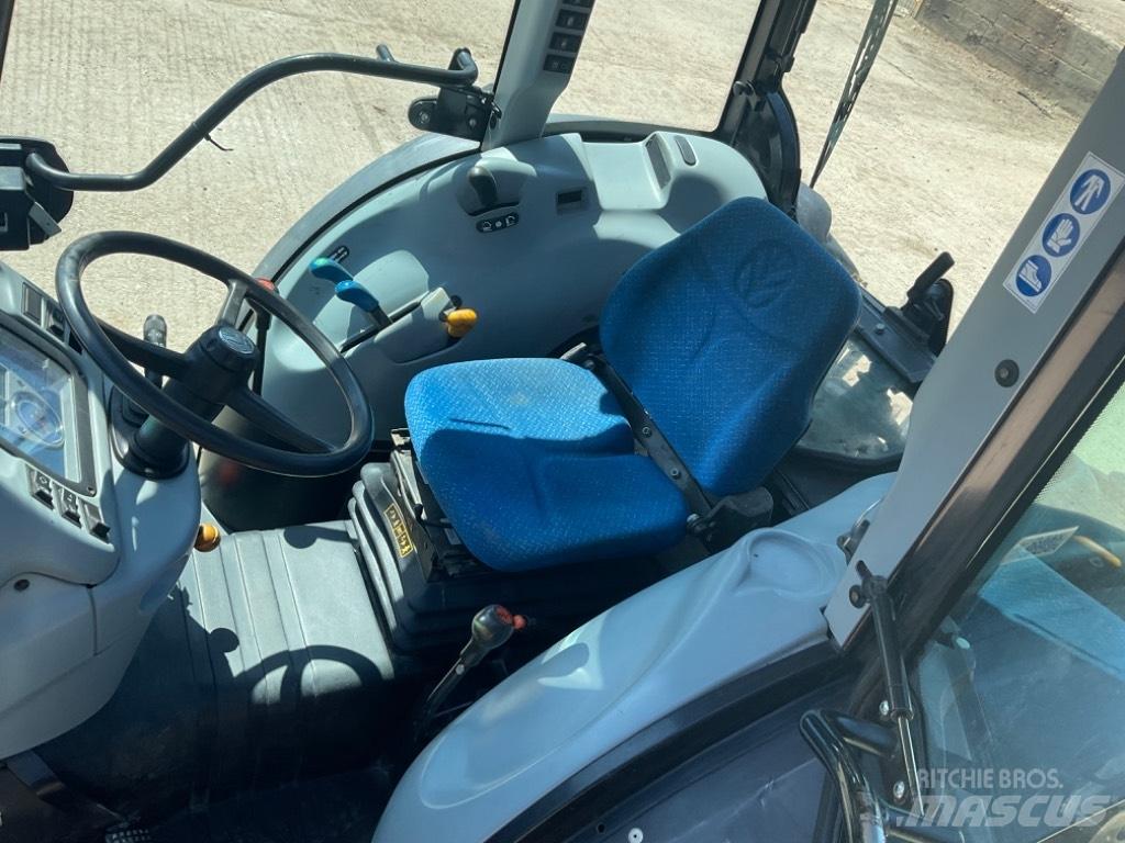 New Holland T 4.85 Traktorit