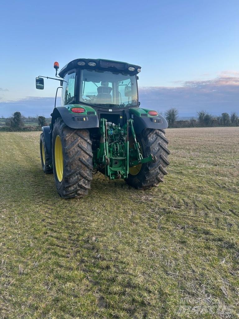 John Deere 6140 R Traktorit