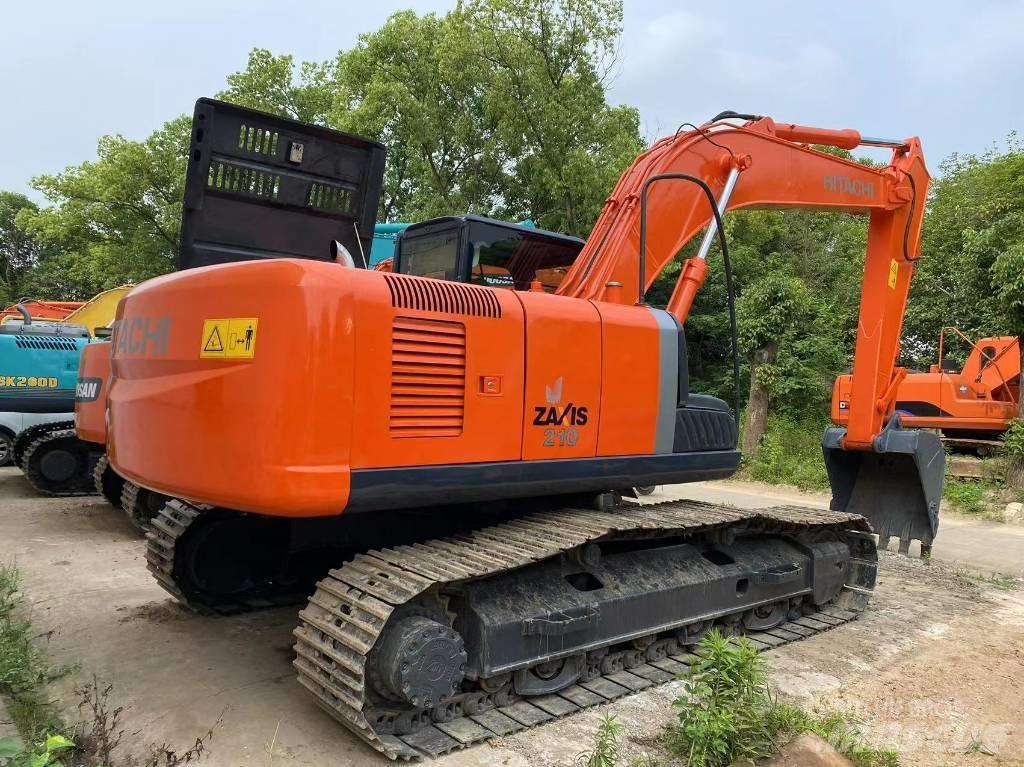 Hitachi ZX 210 Telakaivukoneet