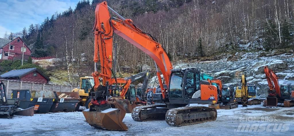 Hitachi ZX 210 LC-6 Telakaivukoneet