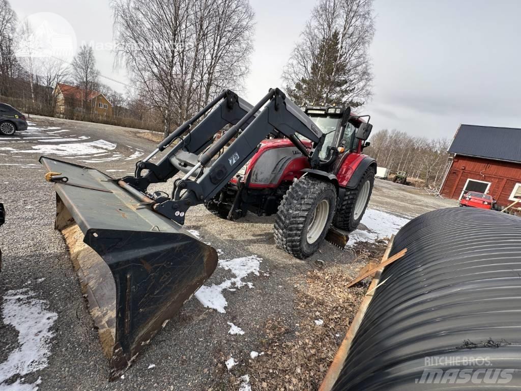 Valtra T 202 Traktorit