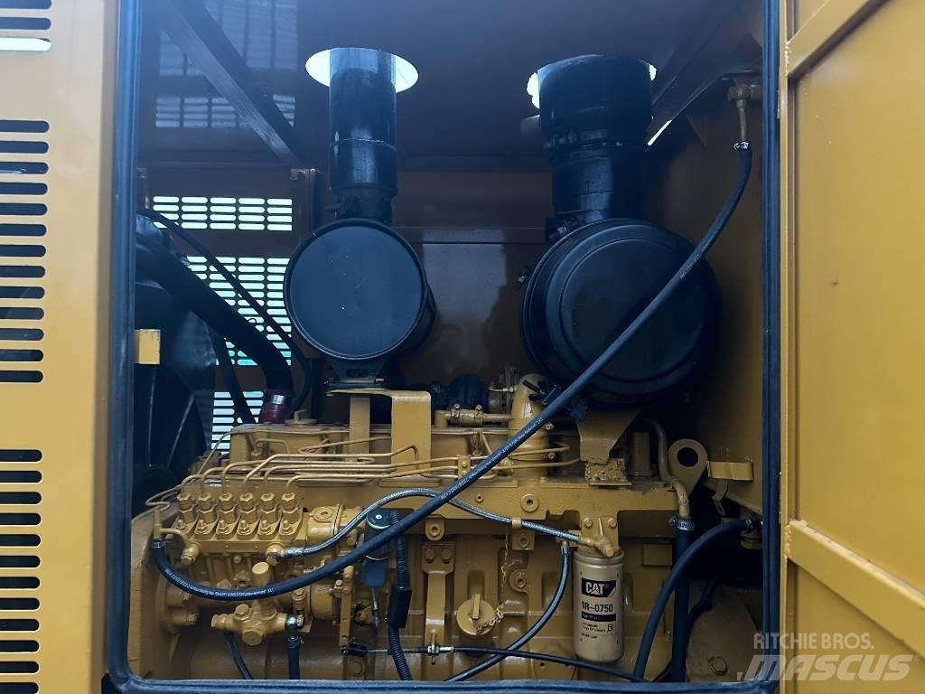 CAT 140K Tiehöylät