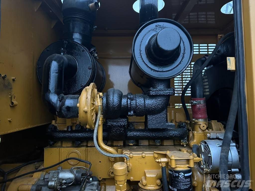 CAT 140K Tiehöylät