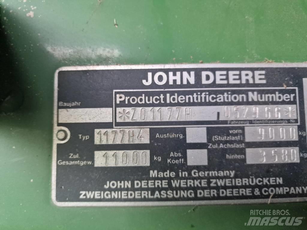 John Deere 1177 Leikkuupuimurit