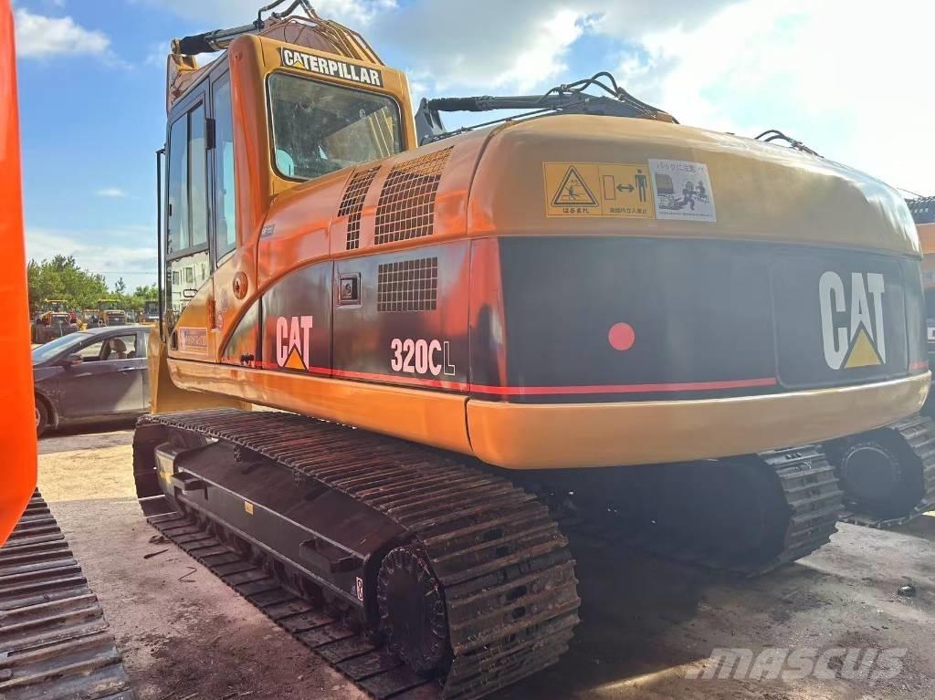 CAT 320 C Telakaivukoneet