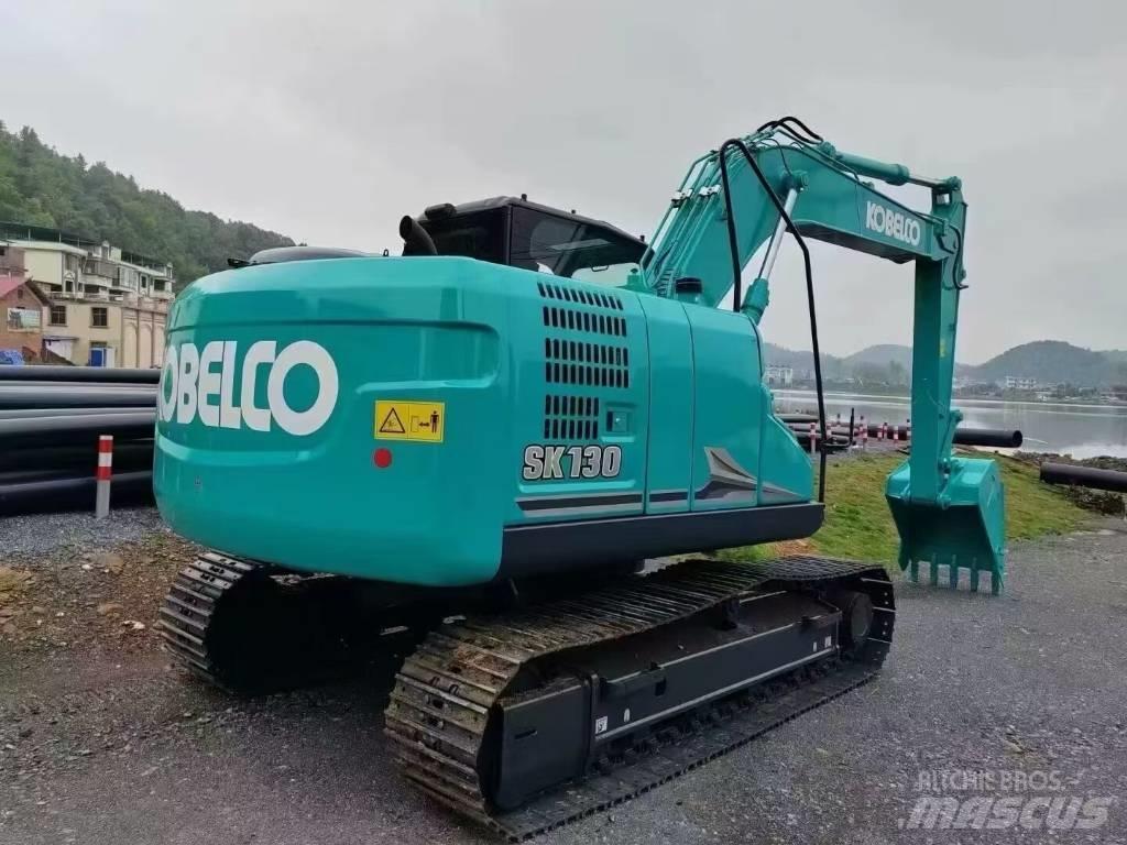 Kobelco SK130-11 Midikaivukoneet 7t - 12t