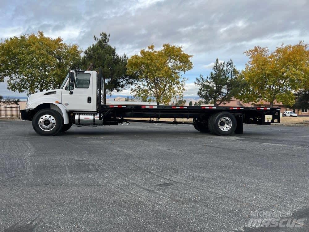 International 4300 Lava-kuorma-autot