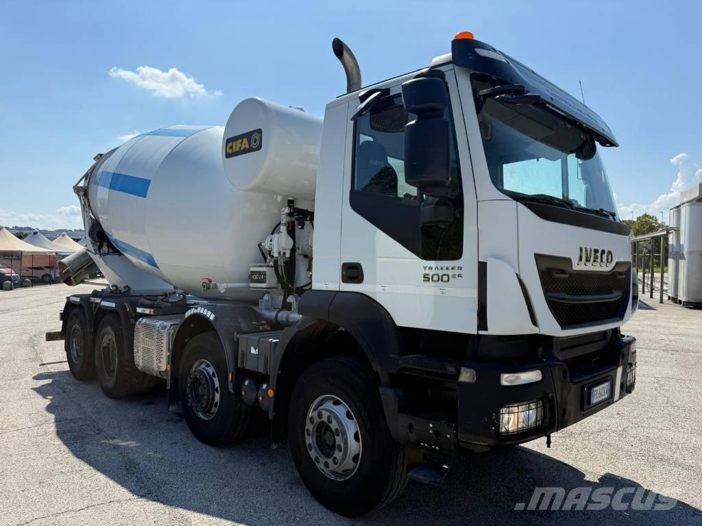Iveco Trakker 500 Betonikuorma-autot