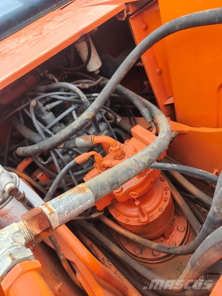 Doosan 220 LC-7 Telakaivukoneet