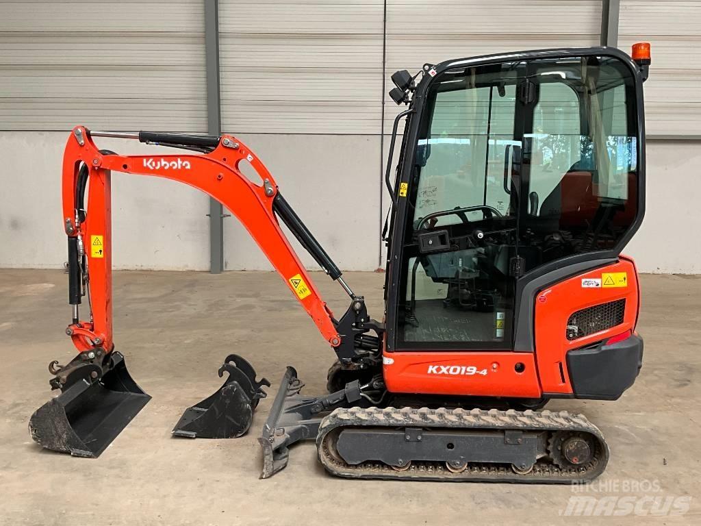 Kubota KX 019-4 Minikaivukoneet < 7t