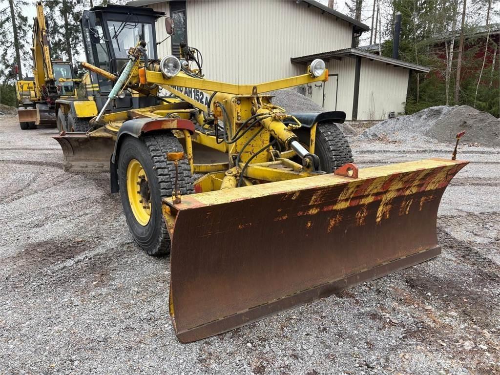 Lokomo AH 152-A Tiehöylät