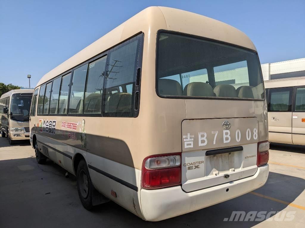 Toyota Coaster Bus Minibussit