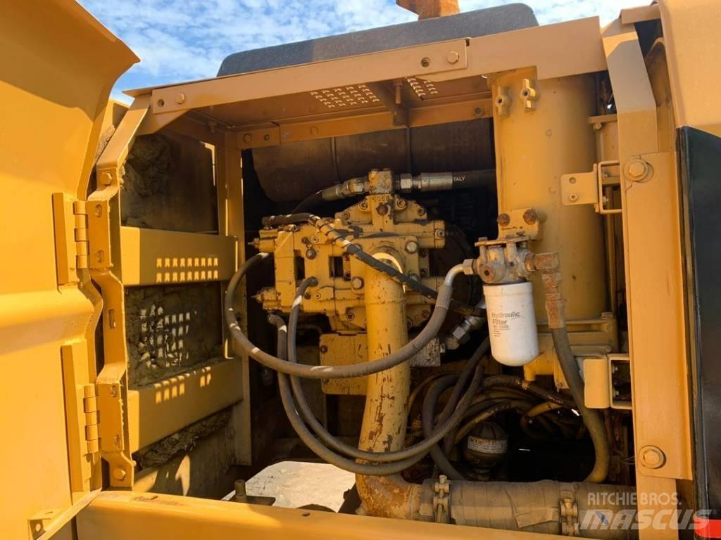 CAT 320BL Telakaivukoneet