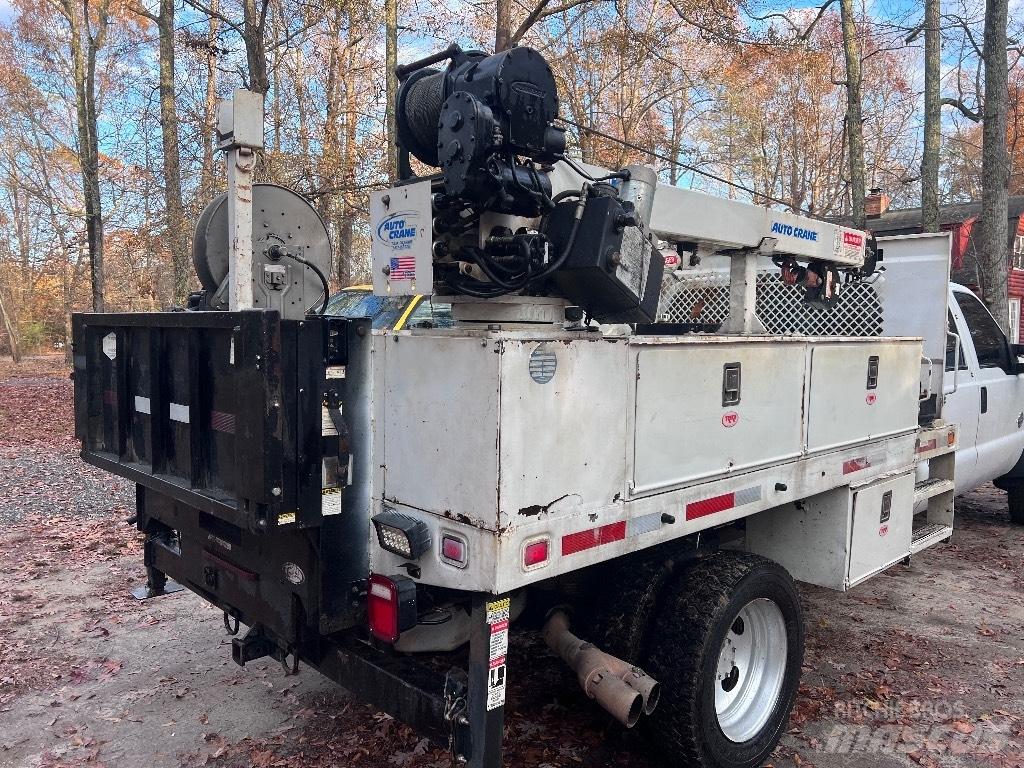 Auto Crane 4004EH Tienhoitoautot