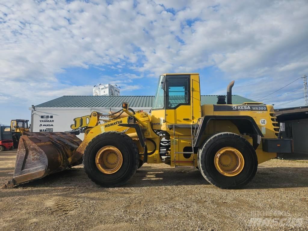Komatsu WA 380-3H Pyöräkuormaajat