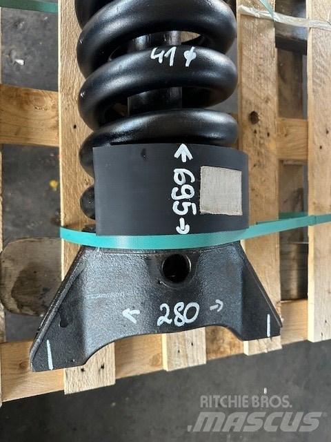 Doosan NAPINACZ Ketjut, telat ja alustat