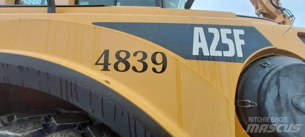 Volvo A 25 F Dumpperit