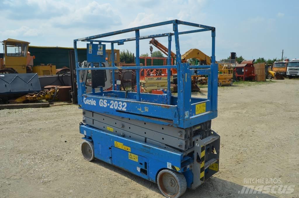 Genie GS 2032 Saksilavat