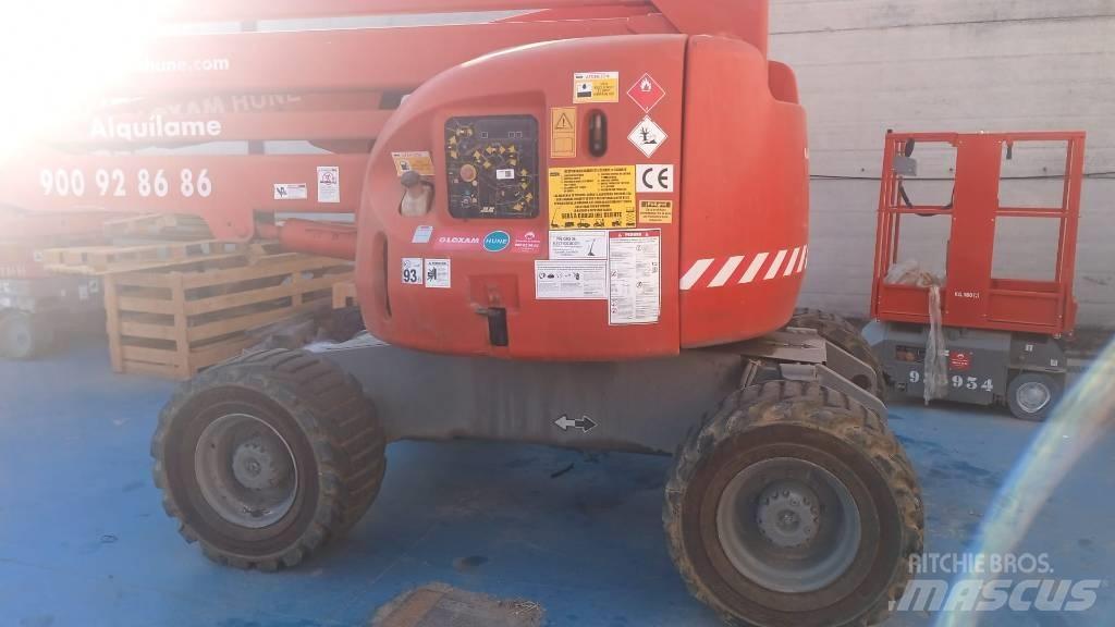 JLG 450 AJ II Kuukulkijat