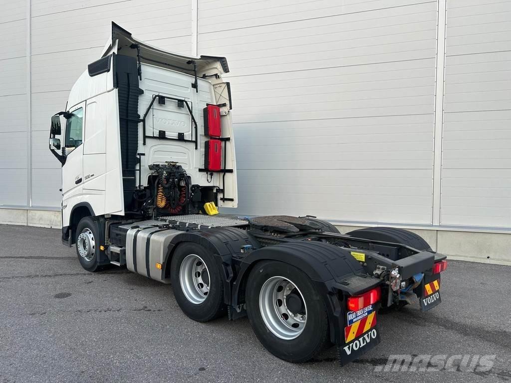 Volvo FH Vetopöytäautot