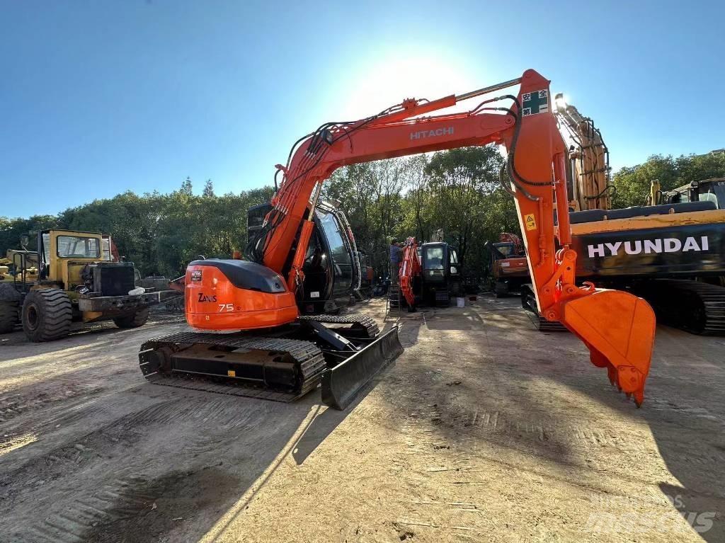 Hitachi ZX 75 Telakaivukoneet