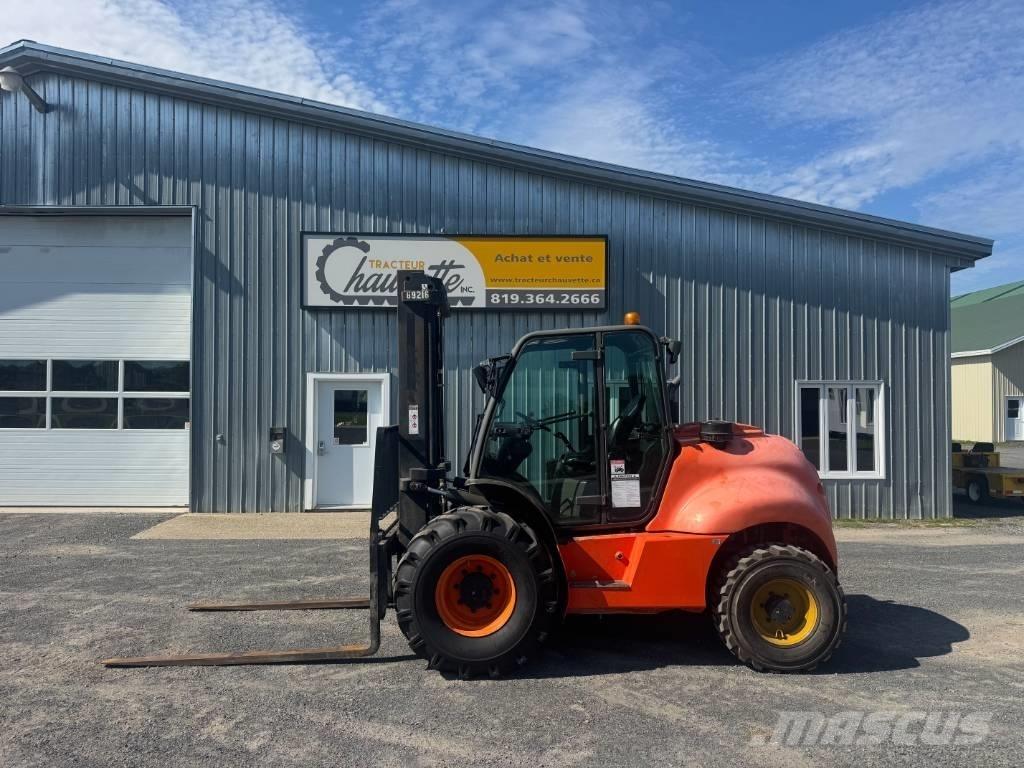 Ausa C 400 H Maastotrukit