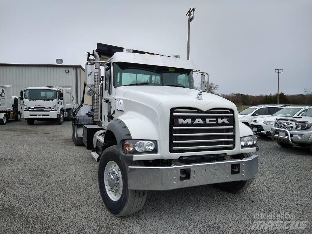Mack GU713 Jäteautot