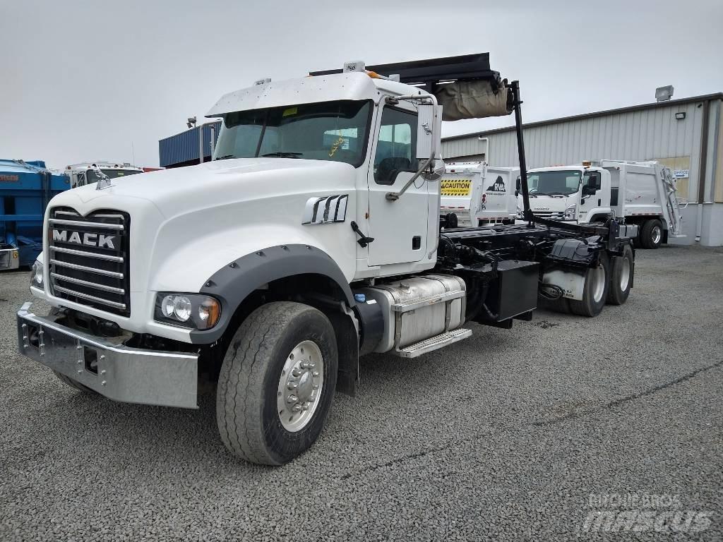 Mack GU713 Jäteautot