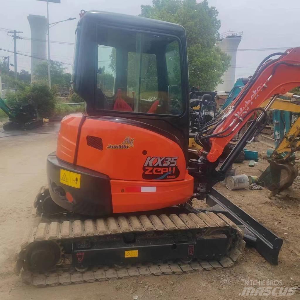 Kubota U 35 Minikaivukoneet < 7t