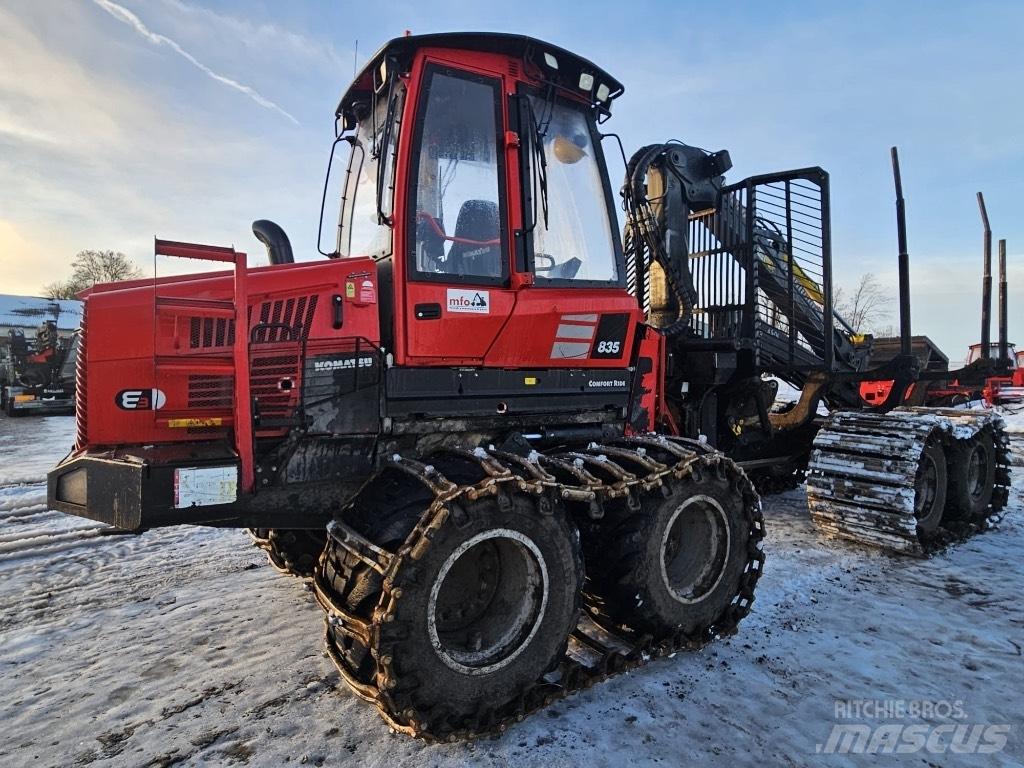 Komatsu 835 Kuormatraktorit