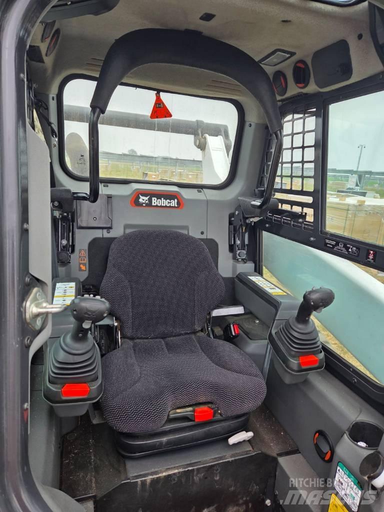 Bobcat T 76 Liukuohjatut kuormaajat