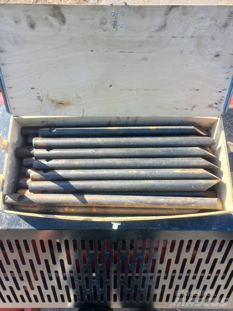Redexim 7526 Ilmastajat ja sammaleenrepijät