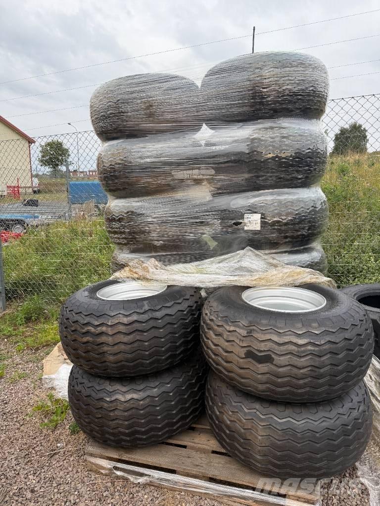  Däck 400/60-15,5 Renkaat ja vanteet