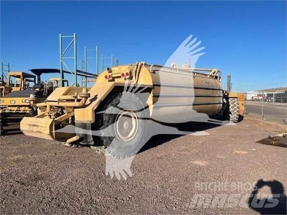 CAT 613C Vesisäiliöautot