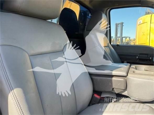Ford F550 Muut koneet