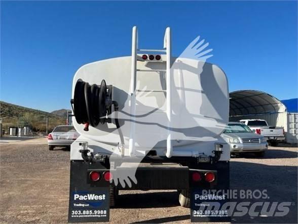 Ford F750 Säiliöautot