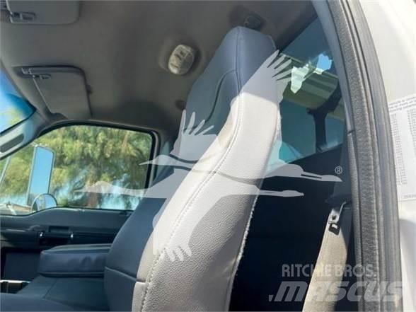 Ford F750 Muut koneet