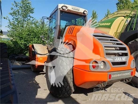 Hamm H13i Yksivalssijyrät