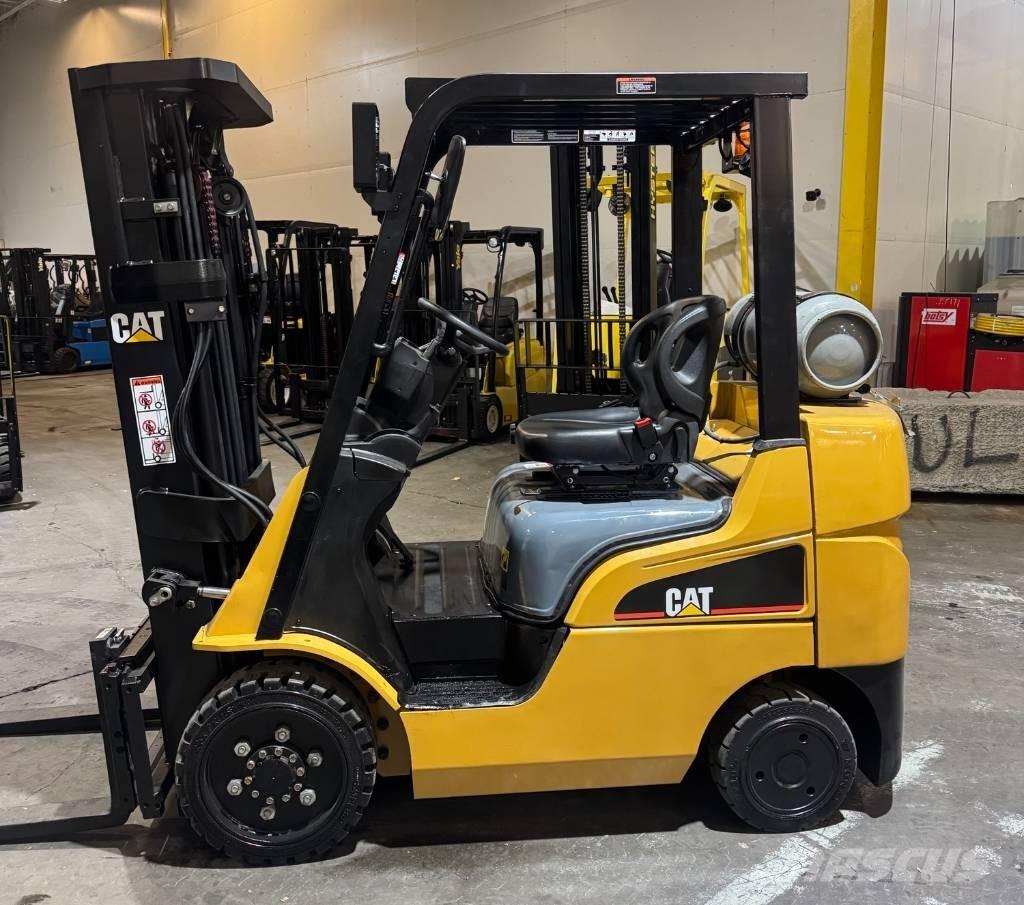 CAT FGC25N Muut haarukkatrukit